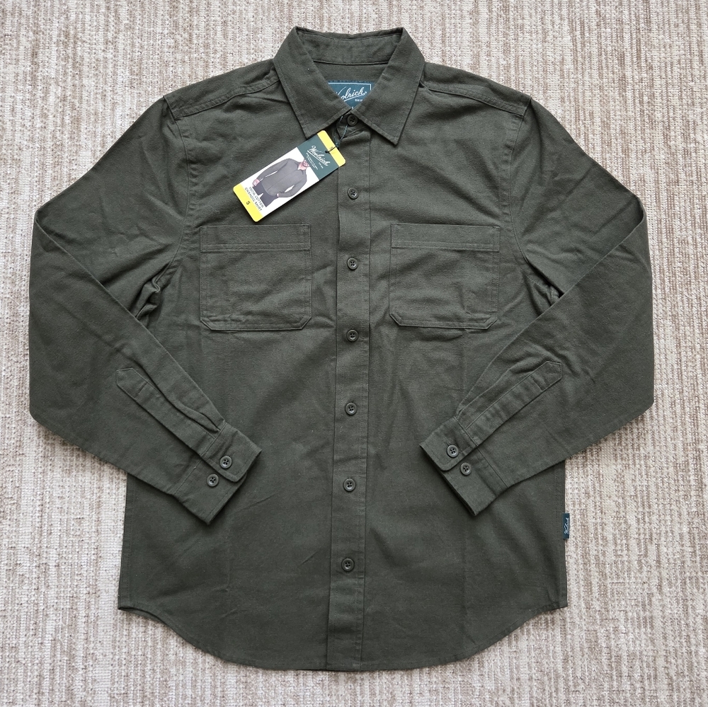 Woolrich Men's Olive Green Lightweight Button Down Shirt